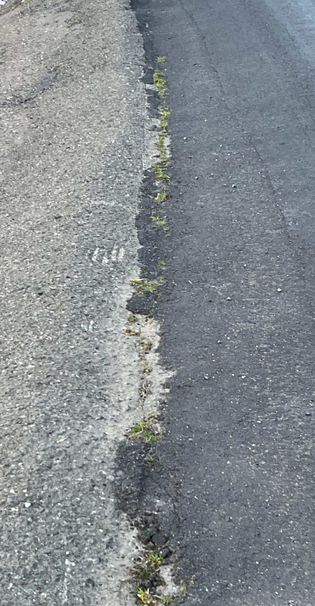 Fort Bragg City Council Delays Street Project Sign-Off Amid Bond and Road Quality Concerns